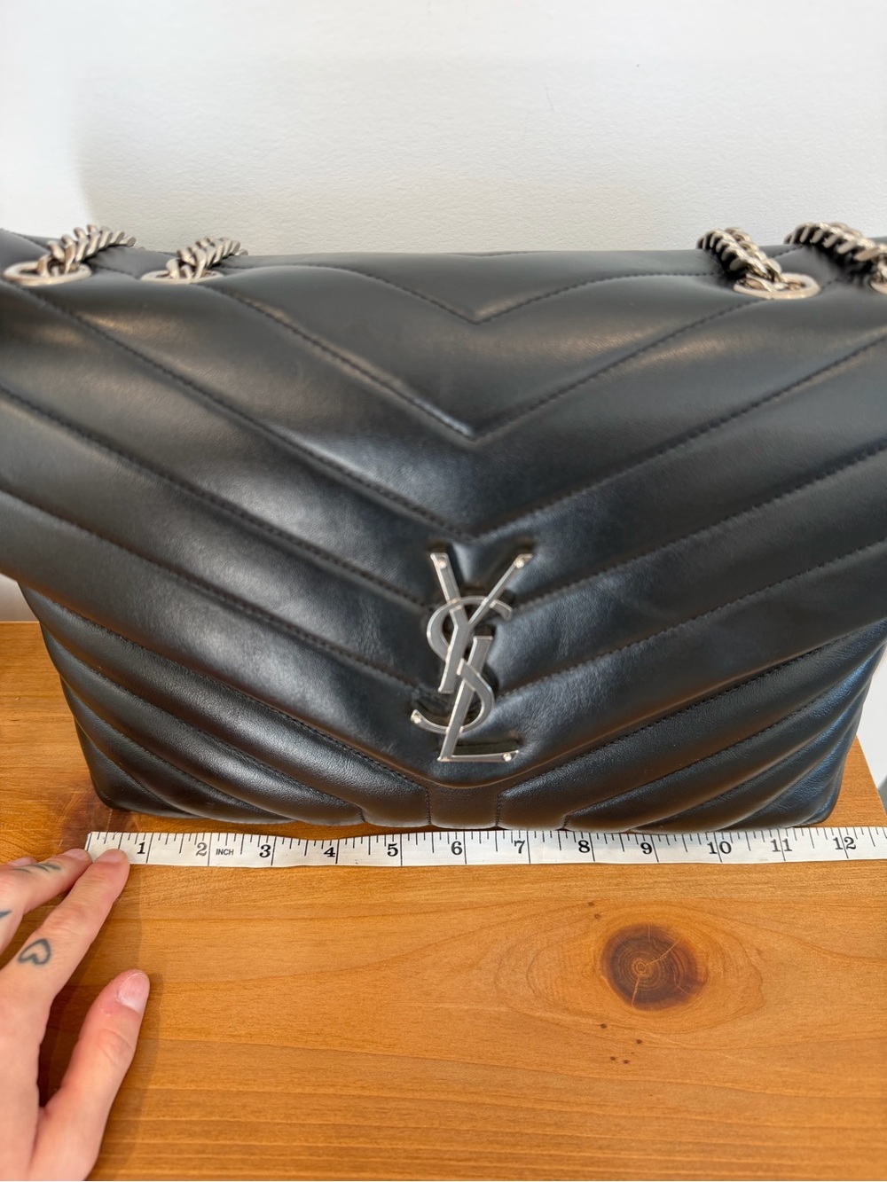 Saint Laurent Loulou medium - Picture 14 of 16